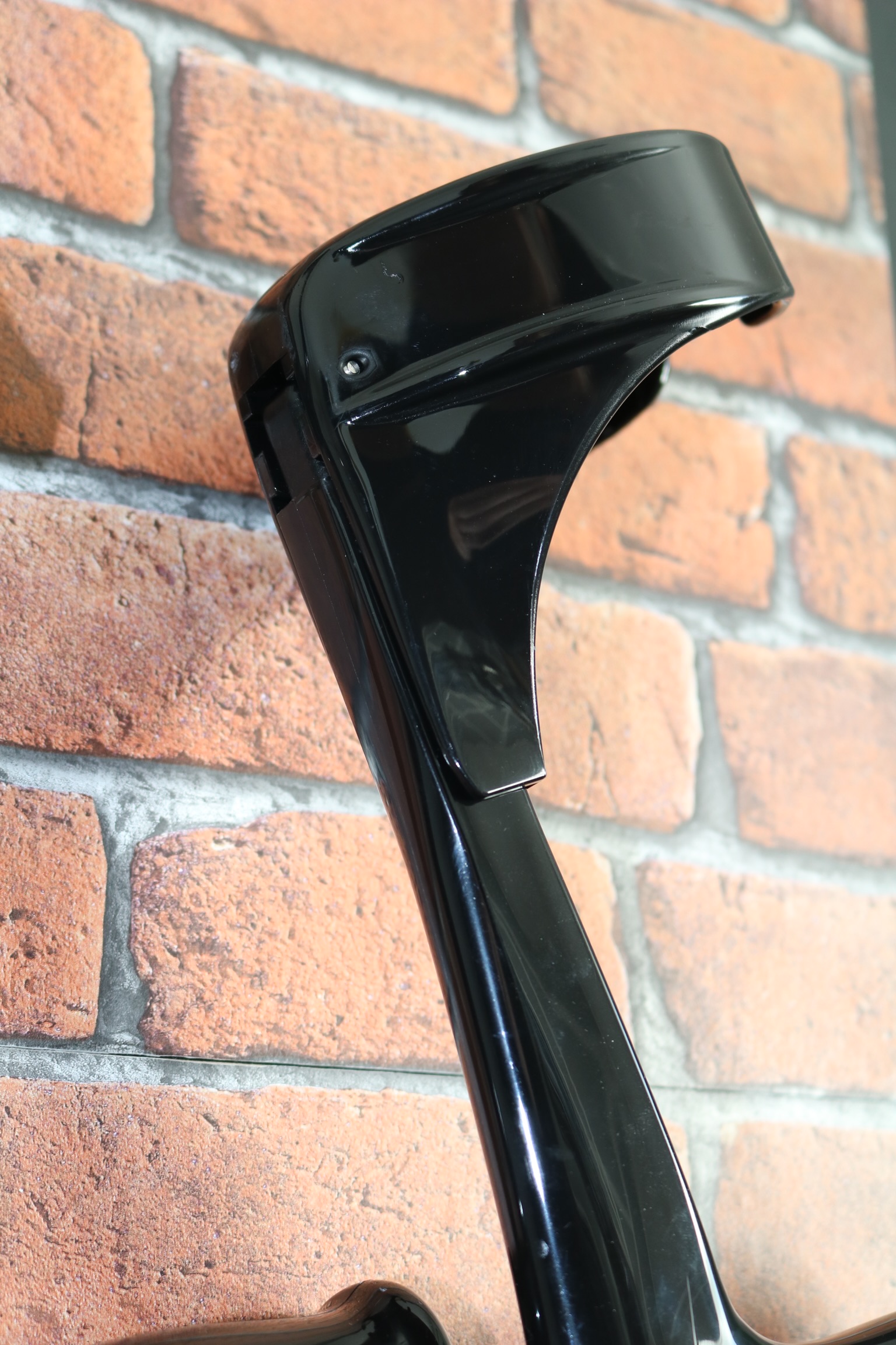 F9FB9B95-5A17-4789-AAC7-E86A7317925A