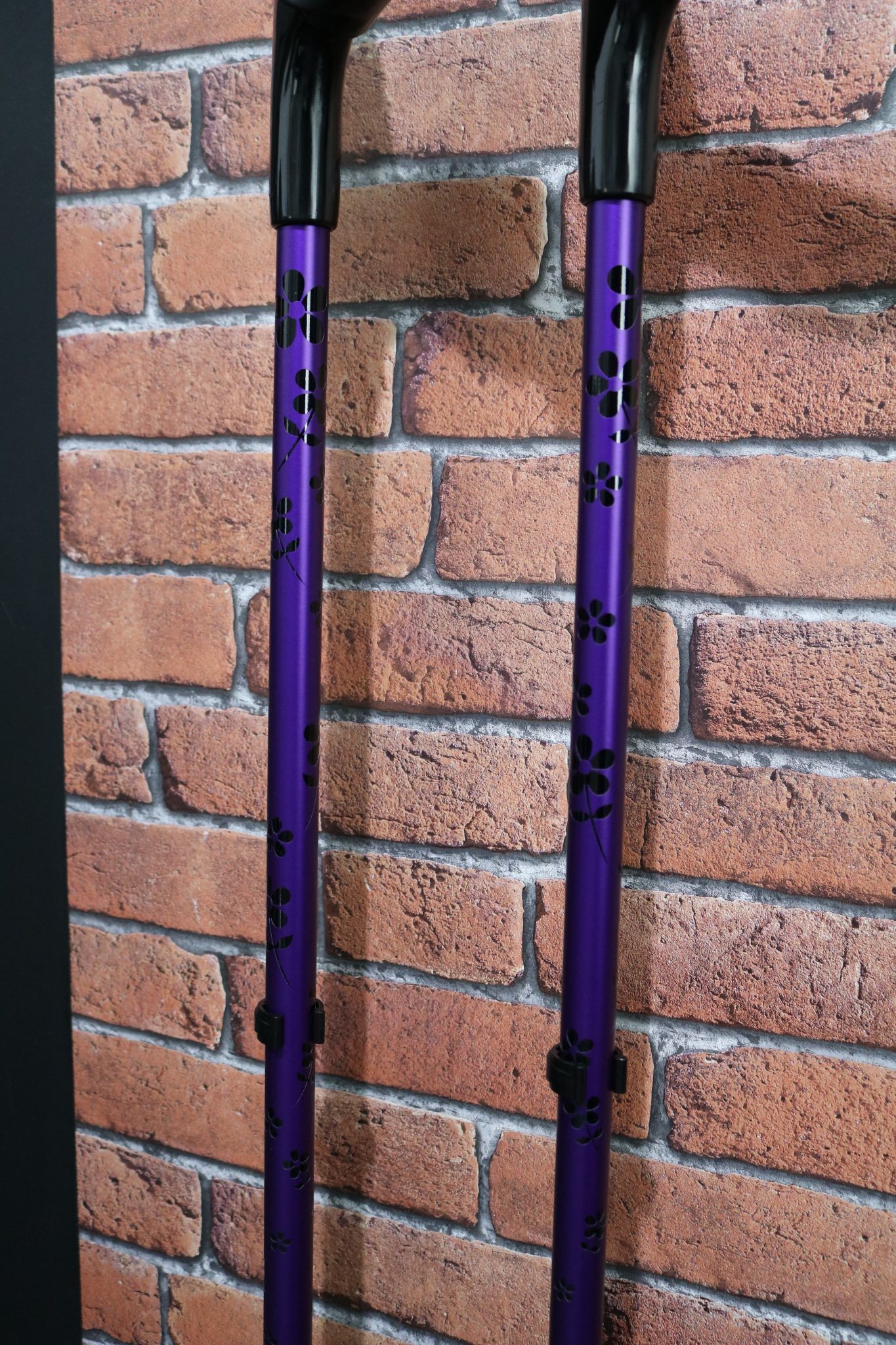 KOWSKY CUSTOM VARIO CLOSED CUFF ANATOMIC SOFT GRIP CRUTCHES Custom