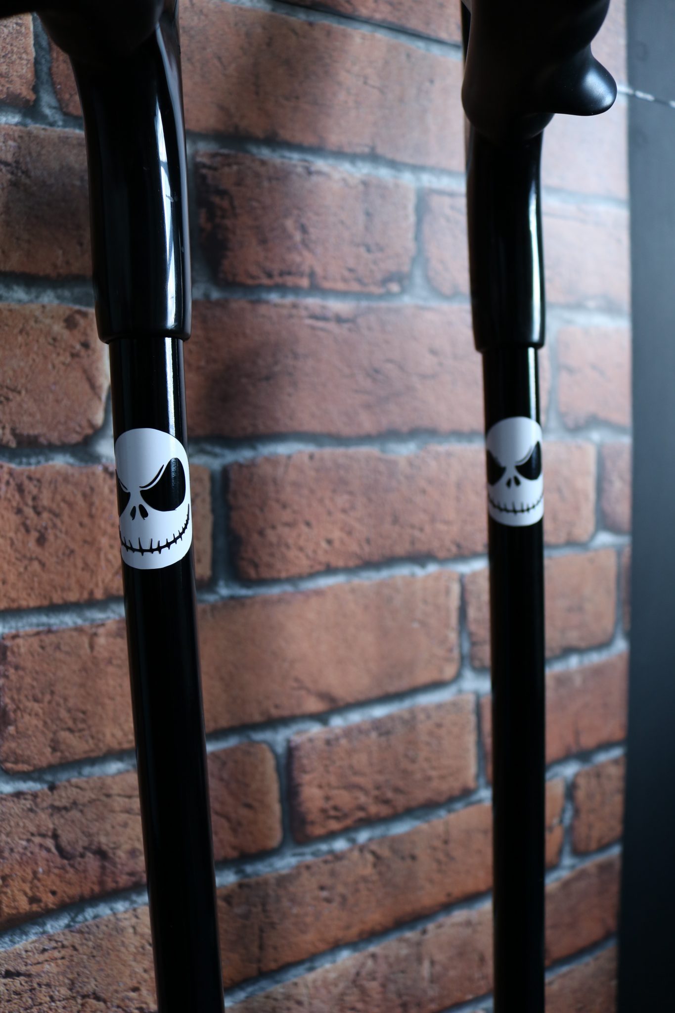 KOWSKY CUSTOM UNITED CLOSED CUFF ANATOMIC SOFT GRIP CRUTCHES Custom