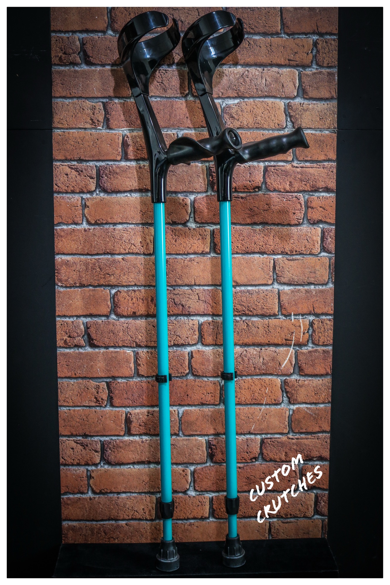 KOWSKY UNITED CLOSED CUFF CRUTCHES ANATOMIC SOFT GRIPS (2025) TURQUOISE